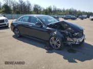 ✅ 2022 Mercedes-Benz E 350 • VIN: W1KZF8EB9NB094346 • Lot: 61175145. Listed on Copart with 16,239 mi. Free auction sales archive from the USA and detailed vehicle history report at DreamBid. Image 4.