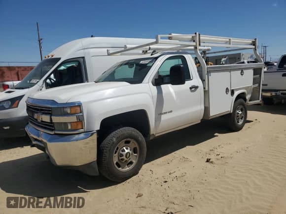 ✅ 2016 Chevrolet Silverado 2500HD Work Truck • VIN: 1GB0CUEG5GZ173902 • Лот: 43000865. Опубликован ранее на Copart с пробегом 140 032 миль. Бесплатный доступ к архиву аукционных продаж из США и подробный отчёт об истории автомобиля на DreamBid. Изображение 1.