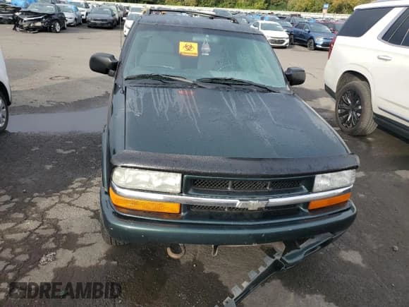 ✅ 2003 Chevrolet Blazer LS • VIN: 1GNDT13X43K162107 • Lot: 74463044. Wystawiony na Copart z przebiegiem 203 004 mil. Bezpłatny archiwum sprzedaży aukcyjnych z USA i szczegółowy raport historii pojazdu na DreamBid. Zdjęcie 5.