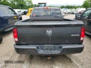 ✅ 2018 Ram 2500 Big Horn • VIN: 3C6UR5ML1JG133427 • Lot: 56129415. Wystawiony na Copart z przebiegiem 98 183 mil. Bezpłatny archiwum sprzedaży aukcyjnych z USA i szczegółowy raport historii pojazdu na DreamBid. Zdjęcie 6.