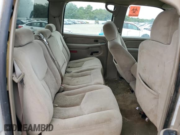 ✅ 2005 Chevrolet Silverado 1500 LS • VIN: 2GCEC13T451226823 • Лот: 65417044. Опубликован ранее на Copart с пробегом 267 582 миль. Бесплатный доступ к архиву аукционных продаж из США и подробный отчёт об истории автомобиля на DreamBid. Изображение 11.