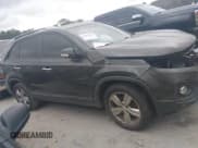 ✅ 2013 Kia Sorento EX • VIN: 5XYKU4A60DG328154 • Lot: 43637898. Listed on IAAI with 80,954 mi. Free auction sales archive from the USA and detailed vehicle history report at DreamBid. Image 13.