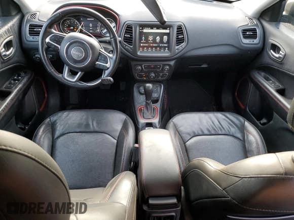 ✅ 2020 Jeep Compass Trailhawk • VIN: 3C4NJDDB9LT244503 • Лот: 81494855. Опубликован ранее на Copart с пробегом 58 340 миль. Бесплатный доступ к архиву аукционных продаж из США и подробный отчёт об истории автомобиля на DreamBid. Изображение 8.