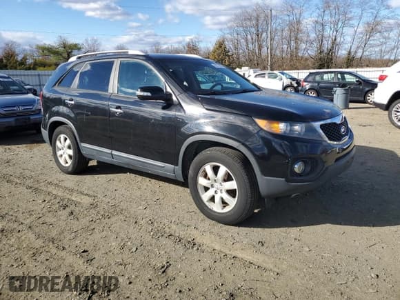 ✅ 2013 Kia Sorento LX • VIN: 5XYKT4A68DG406702 • Лот: 92979685. Опубликован ранее на Copart с пробегом 43 720 миль. Бесплатный доступ к архиву аукционных продаж из США и подробный отчёт об истории автомобиля на DreamBid. Изображение 4.