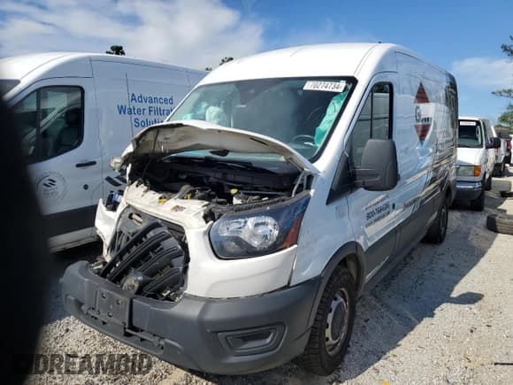 ✅ 2022 Ford Transit Cargo • VIN: 1FTBR1C86NKA35336 • Lot: 70274734. Listed on Copart with 113,110 mi. Free auction sales archive from the USA and detailed vehicle history report at DreamBid. Image 1.