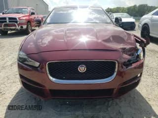 ✅ 2017 Jaguar XE 25t • VIN: SAJAR4BG8HA972304 • Lot: 43753433. Wystawiony na Copart z przebiegiem 59 059 mil. Bezpłatny archiwum sprzedaży aukcyjnych z USA i szczegółowy raport historii pojazdu na DreamBid. Zdjęcie 5.