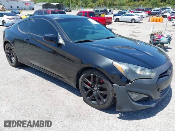 2014 Hyundai Genesis Coupe R-Spec with VIN KMHHT6KD8EU120606, listed as a IAAI auction lot 42166787 with 90,910 mi miles and . Bid and sale history available at DreamBid. Image 1.