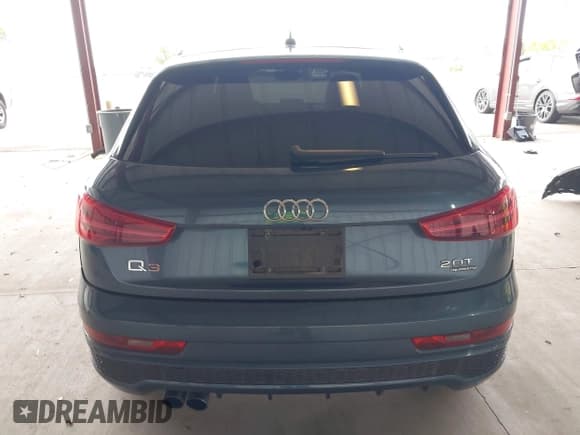 ✅ 2016 Audi Q3 Prestige • VIN: WA1GFCFS8GR020973 • Lot: 41923494. Listed on IAAI with 184,467 mi. Free auction sales archive from the USA and detailed vehicle history report at DreamBid. Image 17.