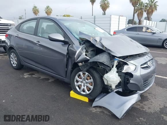✅ 2013 Hyundai Accent GLS • VIN: KMHCT4AE3DU531256 • Lot: 43722406. Listed on IAAI with 145,190 mi. Free auction sales archive from the USA and detailed vehicle history report at DreamBid. Image 1.