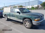 ✅ 2000 Dodge Dakota • VIN: 1B7GL22X2YS648337 • Lot: 42100658. Wystawiony na IAAI z przebiegiem 180 790 mil. Bezpłatny archiwum sprzedaży aukcyjnych z USA i szczegółowy raport historii pojazdu na DreamBid. Zdjęcie 1.
