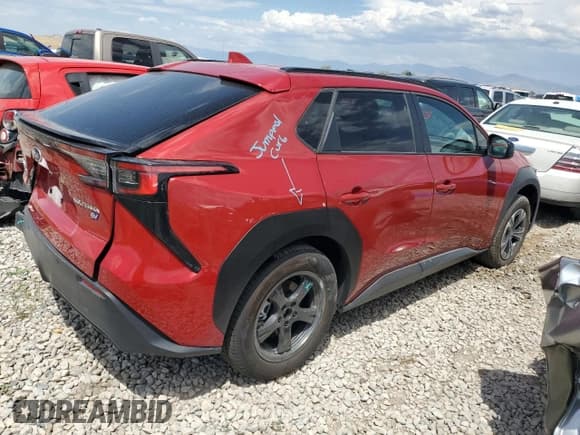 ✅ 2024 Subaru Solterra Touring • VIN: JTMABABA3RA046620 • Lot: 62576185. Wystawiony na Copart z przebiegiem 4 505 mil. Bezpłatny archiwum sprzedaży aukcyjnych z USA i szczegółowy raport historii pojazdu na DreamBid. Zdjęcie 3.