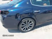 ✅ 2019 Maserati Ghibli S GranLusso • VIN: ZAM57YSL1K1339527 • Лот: 42882130. Опубликован ранее на IAAI с пробегом 29 381 миль. Бесплатный доступ к архиву аукционных продаж из США и подробный отчёт об истории автомобиля на DreamBid. Изображение 19.