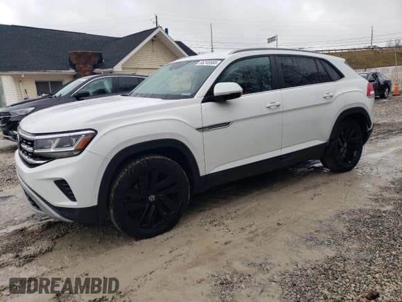✅ 2021 Volkswagen Atlas SE • VIN: 1V2HC2CA2MC215733 • Лот: 86245584. Опубликован ранее на Copart с пробегом 48 022 миль. Бесплатный доступ к архиву аукционных продаж из США и подробный отчёт об истории автомобиля на DreamBid. Изображение 1.