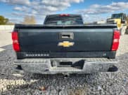 ✅ 2017 Chevrolet Silverado 1500 LT • VIN: 1GCVKREH1HZ167753 • Лот: 90450295. Опубликован ранее на Copart с пробегом 209 333 миль. Бесплатный доступ к архиву аукционных продаж из США и подробный отчёт об истории автомобиля на DreamBid. Изображение 6.