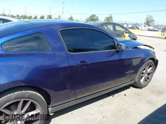 ✅ 2012 Ford Mustang GT Premium • VIN: 1ZVBP8CF8C5282296 • Lot: 42978112. Listed on IAAI with 167,328 mi. Free auction sales archive from the USA and detailed vehicle history report at DreamBid. Image 13.