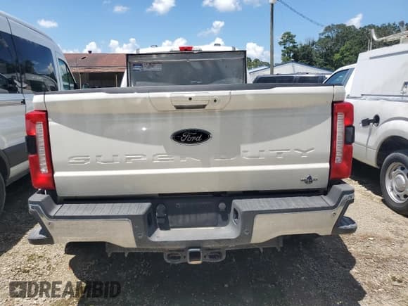 ✅ 2024 Ford F-350 XL • VIN: 1FT8W3DT5RED84462 • Лот: 65524865. Опубликован ранее на Copart с пробегом Не указан. Бесплатный доступ к архиву аукционных продаж из США и подробный отчёт об истории автомобиля на DreamBid. Изображение 6.