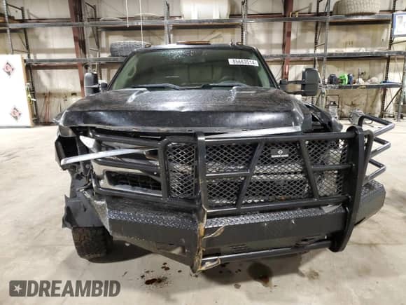 2008 Chevrolet Silverado 3500HD DRW LTZ с VIN 1GCJK33678F146002, выставлен на аукционе Copart как лот 85663514 с пробегом 231 546 миль миль и Списание • Salvage title. История ставок и продаж доступна на DreamBid. Изображение 5.