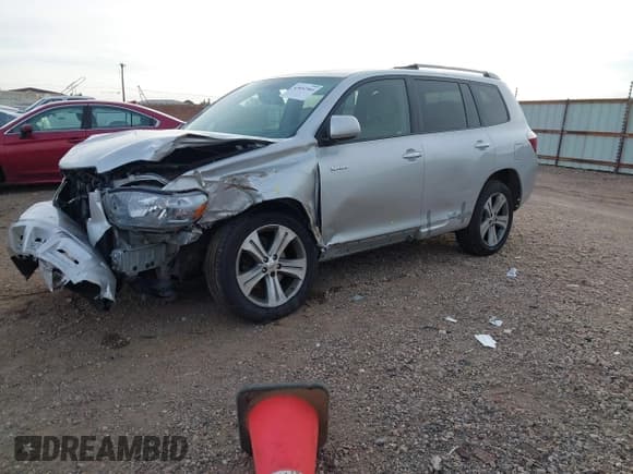 ✅ 2008 Toyota Highlander Sport • VIN: JTEDS43A982045652 • Lot: 43652566. Listed on IAAI with Not provided. Free auction sales archive from the USA and detailed vehicle history report at DreamBid. Image 2.