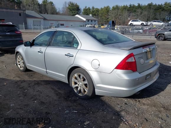 ✅ 2012 Ford Fusion SEL • VIN: 3FAHP0JG8CR324625 • Lot: 43692418. Wystawiony na IAAI z przebiegiem 167 276 mil. Bezpłatny archiwum sprzedaży aukcyjnych z USA i szczegółowy raport historii pojazdu na DreamBid. Zdjęcie 3.