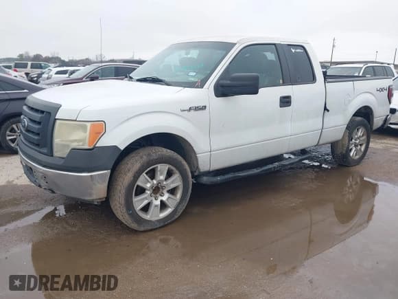 ✅ 2011 Ford F-150 XL • VIN: 1FTFX1EFXBFA48176 • Lot: 41426255. Listed on IAAI with 336,752 mi. Free auction sales archive from the USA and detailed vehicle history report at DreamBid. Image 2.