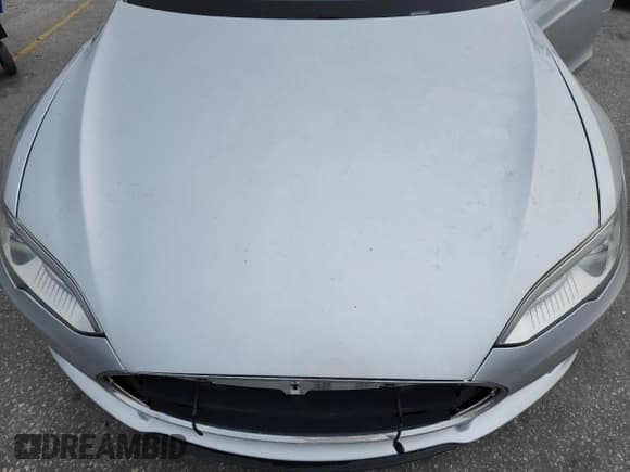 ✅ 2013 Tesla Model S • VIN: 5YJSA1CN0DFP22661 • Лот: 86866825. Опубликован ранее на Copart с пробегом Не указан. Бесплатный доступ к архиву аукционных продаж из США и подробный отчёт об истории автомобиля на DreamBid. Изображение 11.