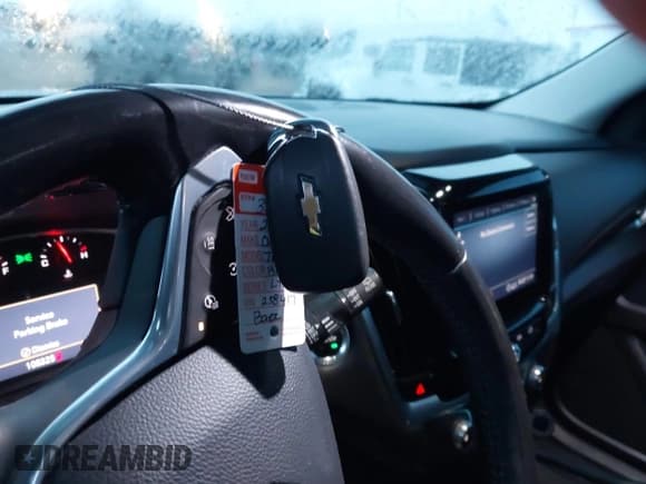 ✅ 2021 Chevrolet Traverse LT Cloth • VIN: 1GNERGKW9MJ258417 • Lot: 43718502. Listed on IAAI with 108,325 mi. Free auction sales archive from the USA and detailed vehicle history report at DreamBid. Image 11.