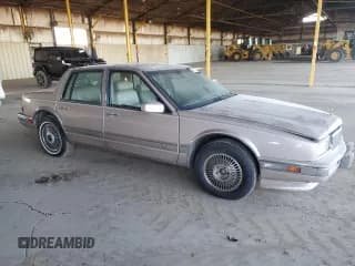 ✅ 1991 Cadillac Seville • VIN: 1G6KS53B5MU825563 • Lot: 81541154. Wystawiony na Copart z przebiegiem 93 284 mil. Bezpłatny archiwum sprzedaży aukcyjnych z USA i szczegółowy raport historii pojazdu na DreamBid. Zdjęcie 4.