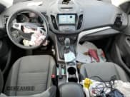 ✅ 2016 Ford Escape SE • VIN: 1FMCU0GX1GUB35328 • Lot: 62343395. Wystawiony na Copart z przebiegiem 127 709 mil. Bezpłatny archiwum sprzedaży aukcyjnych z USA i szczegółowy raport historii pojazdu na DreamBid. Zdjęcie 8.