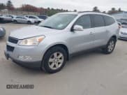 ✅ 2011 Chevrolet Traverse 1LT • VIN: 1GNKVGED9BJ215783 • Lot: 43523570. Wystawiony na IAAI z przebiegiem 271 706 mil. Bezpłatny archiwum sprzedaży aukcyjnych z USA i szczegółowy raport historii pojazdu na DreamBid. Zdjęcie 2.