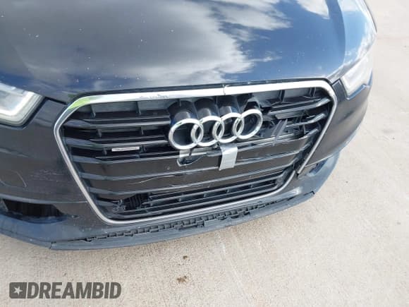 ✅ 2014 Audi A6 Prestige • VIN: WAUHGAFC4EN126584 • Лот: 43728941. Опубликован ранее на IAAI с пробегом 180 492 миль. Бесплатный доступ к архиву аукционных продаж из США и подробный отчёт об истории автомобиля на DreamBid. Изображение 6.