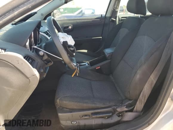 ✅ 2012 Chevrolet Malibu 1LT • VIN: 1G1ZC5E08CF247622 • Lot: 74765174. Wystawiony na Copart z przebiegiem 243 617 mil. Bezpłatny archiwum sprzedaży aukcyjnych z USA i szczegółowy raport historii pojazdu na DreamBid. Zdjęcie 7.