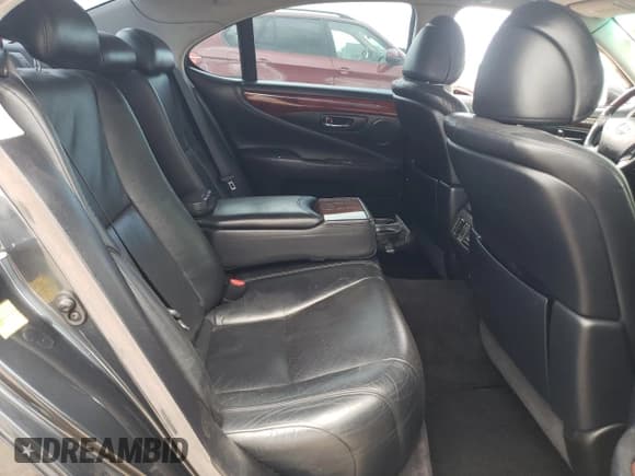 ✅ 2010 Lexus LS 460 • VIN: JTHCL5EF4A5006028 • Lot: 70113445. Listed on Copart with 168,121 mi. Free auction sales archive from the USA and detailed vehicle history report at DreamBid. Image 10.