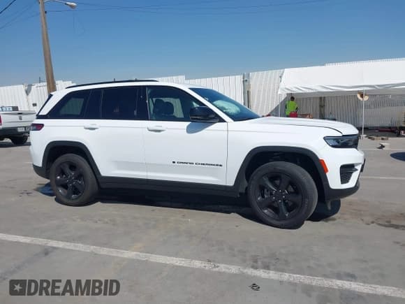 ✅ 2023 Jeep Grand Cherokee Laredo • VIN: 1C4RJHAGXPC660392 • Лот: 41845564. Опубликован ранее на IAAI с пробегом 7 444 миль. Бесплатный доступ к архиву аукционных продаж из США и подробный отчёт об истории автомобиля на DreamBid. Изображение 13.