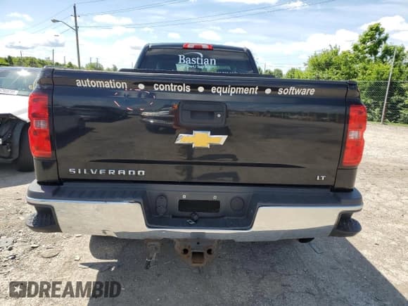 ✅ 2015 Chevrolet Silverado 2500HD LT • VIN: 1GC1KVEG2FF108112 • Lot: 58027215. Wystawiony na Copart z przebiegiem 167 370 mil. Bezpłatny archiwum sprzedaży aukcyjnych z USA i szczegółowy raport historii pojazdu na DreamBid. Zdjęcie 6.