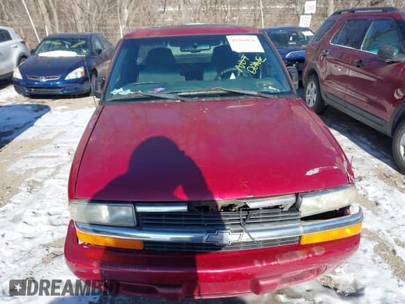 ✅ 2000 Chevrolet S-10 LS • VIN: 1GCCS1944Y8149687 • Лот: 41366836. Опубликован ранее на IAAI с пробегом Не указан. Бесплатный доступ к архиву аукционных продаж из США и подробный отчёт об истории автомобиля на DreamBid. Изображение 12.