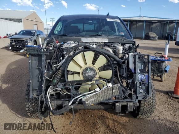 ✅ 2019 Chevrolet Silverado 2500HD LTZ • VIN: 1GC1KTEY8KF191665 • Lot: 86160505. Wystawiony na Copart z przebiegiem 90 612 mil. Bezpłatny archiwum sprzedaży aukcyjnych z USA i szczegółowy raport historii pojazdu na DreamBid. Zdjęcie 5.