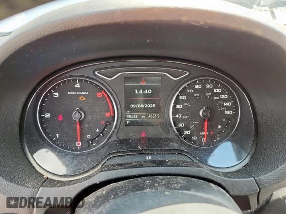 ✅ 2015 Audi A3 Premium • VIN: WAUAJGFF6F1033834 • Lot: 80875305. Listed on Copart with 98,433 mi. Free auction sales archive from the USA and detailed vehicle history report at DreamBid. Image 9.