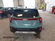 ✅ 2025 Kia Seltos EX • VIN: KNDER2AA9S7781643 • Lot: 42851103. Listed on IAAI with 23 mi. Free auction sales archive from the USA and detailed vehicle history report at DreamBid. Image 16.