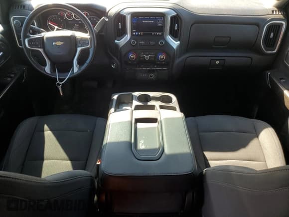 ✅ 2019 Chevrolet Silverado 1500 LT • VIN: 3GCPWCED5KG124029 • Lot: 73432734. Wystawiony na Copart z przebiegiem 71 132 mil. Bezpłatny archiwum sprzedaży aukcyjnych z USA i szczegółowy raport historii pojazdu na DreamBid. Zdjęcie 8.