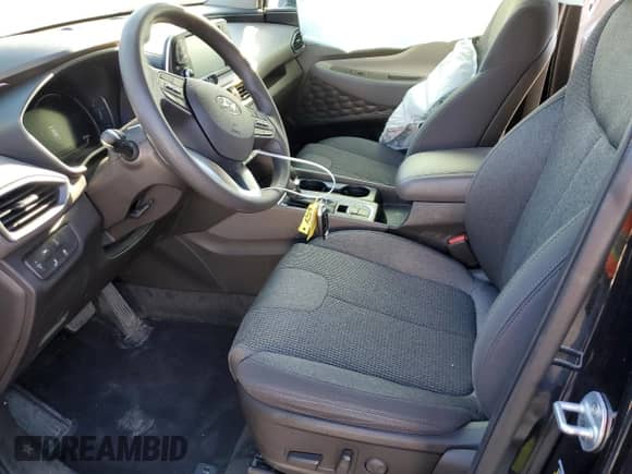 2020 Hyundai Santa Fe SEL z VIN 5NMS3CAD5LH210293, wystawiony jako Copart lot #40467403 z przebiegiem 67 506 mil mil oraz . Historia ofert i sprzedaży dostępna na DreamBid. Obrazek 7.