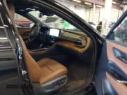 ✅ 2025 Toyota Crown XLE • VIN: JTDACAAJ0S3003488 • Lot: 42454590. Listed on IAAI with 2,955 mi. Free auction sales archive from the USA and detailed vehicle history report at DreamBid. Image 5.