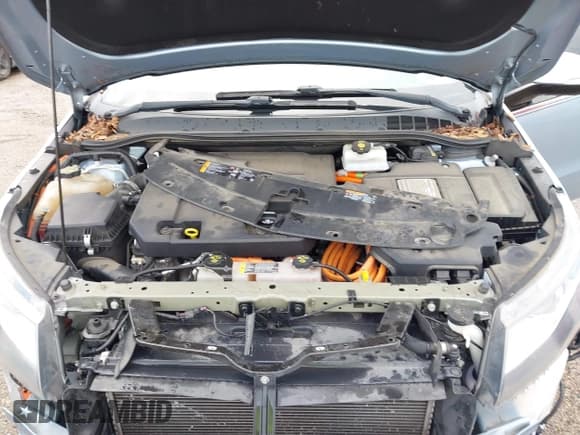 ✅ 2015 Chevrolet Volt • VIN: 1G1RA6E48FU105480 • Lot: 42834504. Wystawiony na IAAI z przebiegiem 120 606 mil. Bezpłatny archiwum sprzedaży aukcyjnych z USA i szczegółowy raport historii pojazdu na DreamBid. Zdjęcie 10.