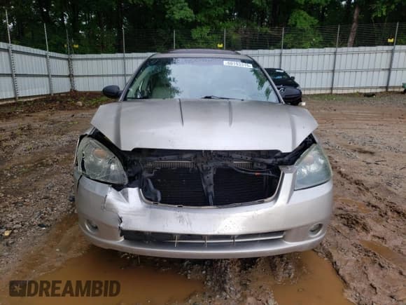 ✅ 2005 Nissan Altima SL • VIN: 1N4BL11DX5C390933 • Lot: 60193315. Wystawiony na Copart z przebiegiem 260 100 mil. Bezpłatny archiwum sprzedaży aukcyjnych z USA i szczegółowy raport historii pojazdu na DreamBid. Zdjęcie 5.