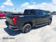 ✅ 2022 Chevrolet Silverado 1500 LT Trail Boss • VIN: 1GCPYFED0NZ236995 • Lot: 42514111. Wystawiony na IAAI z przebiegiem 53 377 mil. Bezpłatny archiwum sprzedaży aukcyjnych z USA i szczegółowy raport historii pojazdu na DreamBid. Zdjęcie 4.