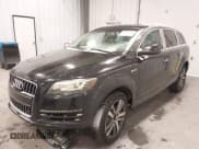 ✅ 2012 Audi Q7 Premium Plus • VIN: WA1LMAFE1CD009775 • Lot: 41304315. Wystawiony na IAAI z przebiegiem 215 578 mil. Bezpłatny archiwum sprzedaży aukcyjnych z USA i szczegółowy raport historii pojazdu na DreamBid. Zdjęcie 2.