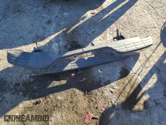 2004 GMC Sierra 1500 SLE1 with VIN 1GTEC19Z84Z294768, listed as a Copart auction lot 87485425 with 98,624 mi miles and Salvage title. Bid and sale history available at DreamBid. Image 12.