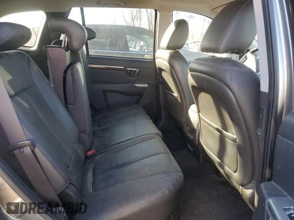 ✅ 2011 Hyundai Santa Fe Limited • VIN: 5XYZK4AG2BG048181 • Lot: 79543824. Listed on Copart with 231,574 mi. Free auction sales archive from the USA and detailed vehicle history report at DreamBid. Image 10.