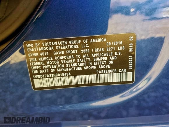 ✅ 2017 Volkswagen Passat R-Line • VIN: 1VWDT7A32HC018484 • Lot: 94668955. Wystawiony na Copart z przebiegiem 134 238 mil. Bezpłatny archiwum sprzedaży aukcyjnych z USA i szczegółowy raport historii pojazdu na DreamBid. Zdjęcie 12.