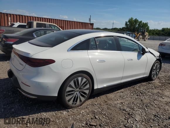 ✅ 2024 Mercedes-Benz EQE 350 • VIN: W1KEG1CB0RF045153 • Lot: 60610424. Wystawiony na Copart z przebiegiem 11 485 mil. Bezpłatny archiwum sprzedaży aukcyjnych z USA i szczegółowy raport historii pojazdu na DreamBid. Zdjęcie 3.