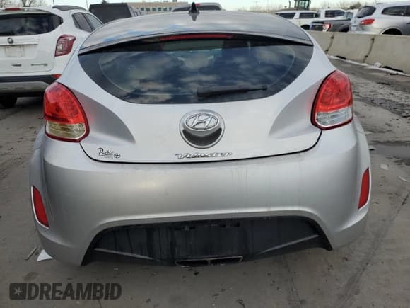 ✅ 2013 Hyundai Veloster w/Black Int • VIN: KMHTC6AD0DU152511 • Lot: 42768545. Listed on Copart with 93,438 mi. Free auction sales archive from the USA and detailed vehicle history report at DreamBid. Image 6.